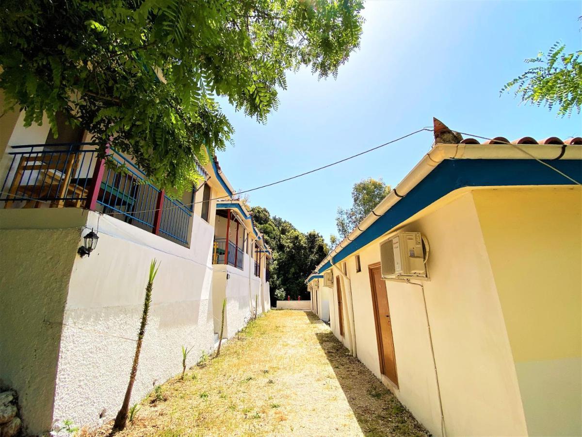 Ramo'S Cozy Beachside Haven With Panoramic Views - 1St Vlorë Esterno foto