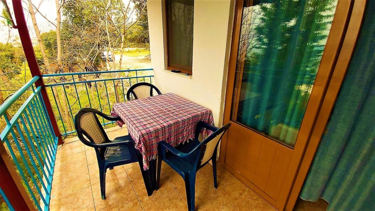 Ramo'S Cozy Beachside Haven With Panoramic Views - 1St Vlorë Esterno foto