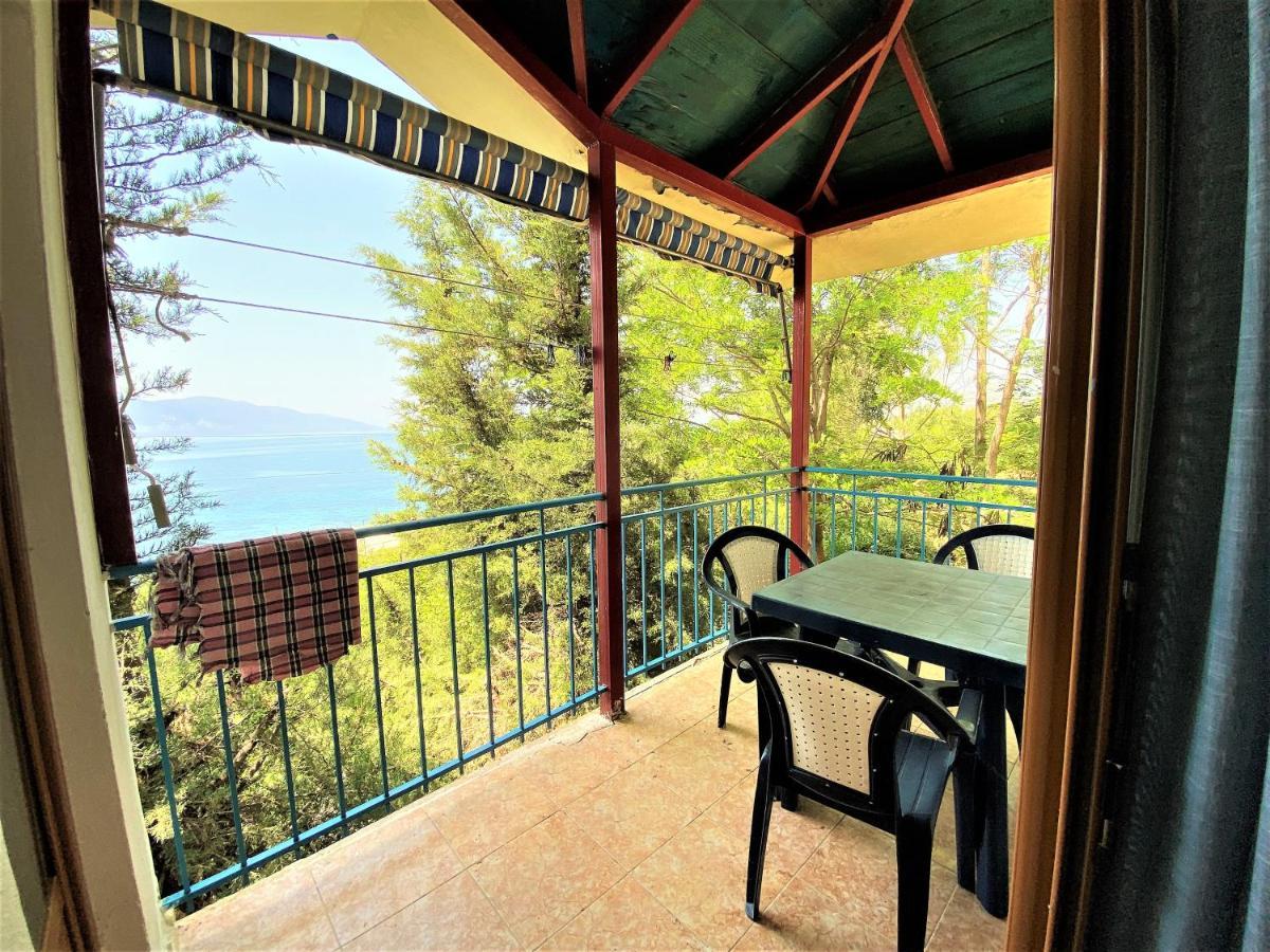 Ramo'S Cozy Beachside Haven With Panoramic Views - 1St Vlorë Esterno foto